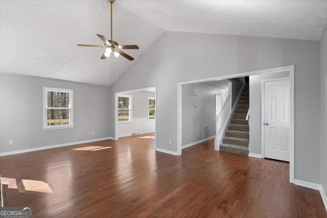 11 Ridgeview Drive SE, Silver Creek, GA 30173