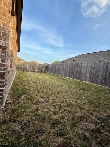 7203 Summer Tanager DR 77, Austin, TX 78744