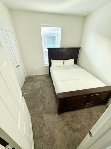 7203 Summer Tanager DR 77, Austin, TX 78744