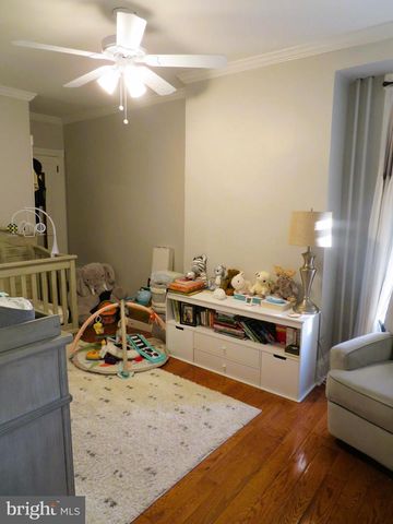 5206 RIDGE AVE, Philadelphia, PA 19128