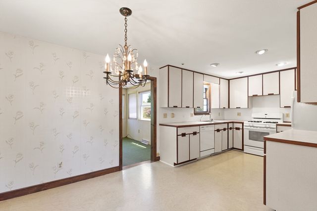332 Linwood, Brockton, MA 02301