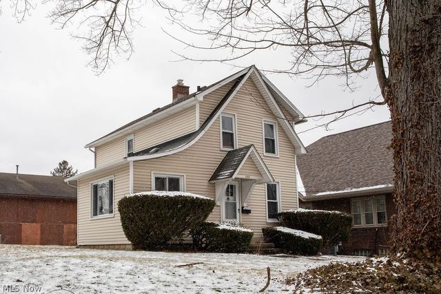 173 Poland Avenue, Struthers, OH 44471