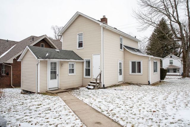 173 Poland Avenue, Struthers, OH 44471