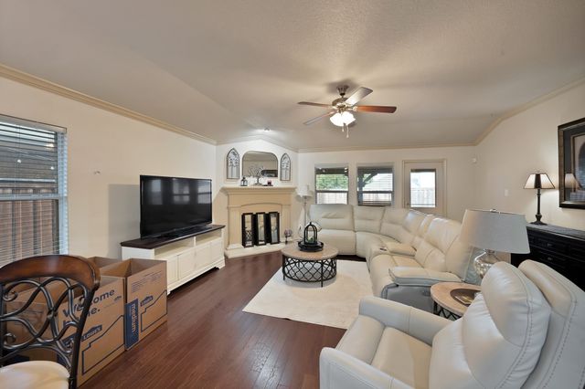 1420 Melanie Trail, Midlothian, TX 76065