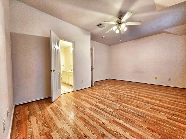 127 Anise Tree Place, The Woodlands, TX 77382