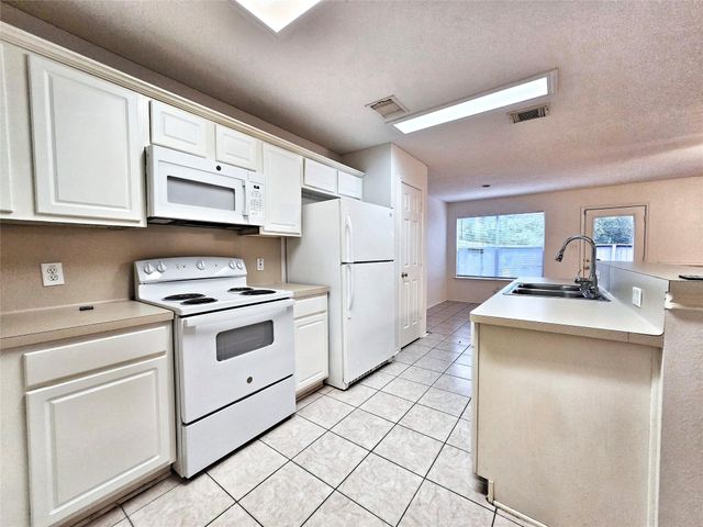 127 Anise Tree Place, The Woodlands, TX 77382