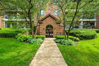 611 Hapsfield Lane 306, Buffalo Grove, IL 60089