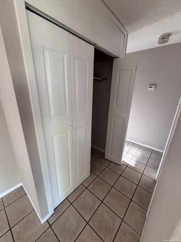 2619 Lakeplains, San Antonio, TX 78222