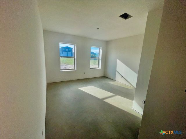 29 Carrie Street, Port O'connor, TX 77982