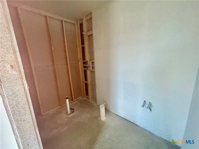 29 Carrie Street, Port O'connor, TX 77982