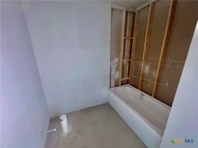 29 Carrie Street, Port O'connor, TX 77982