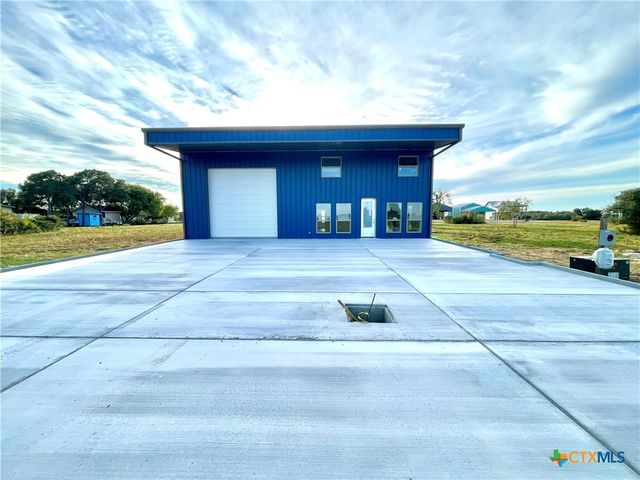 29 Carrie Street, Port O'connor, TX 77982