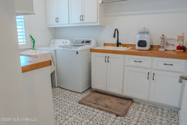 504 E Park Street, Canton, MS 39046