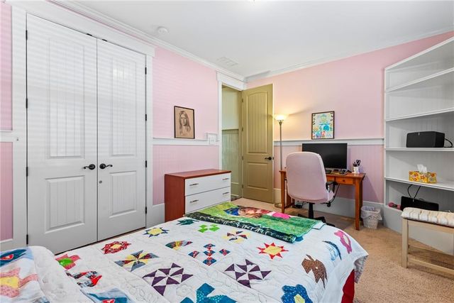 215 Berry Hill Lane, Tyrone, GA 30290