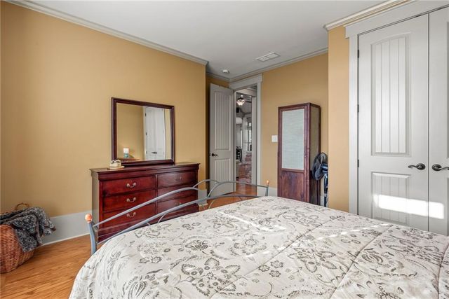 215 Berry Hill Lane, Tyrone, GA 30290