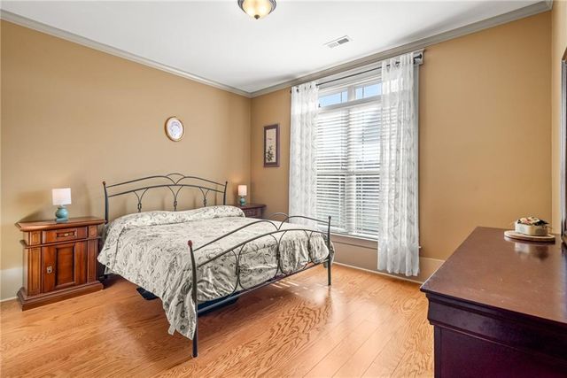 215 Berry Hill Lane, Tyrone, GA 30290