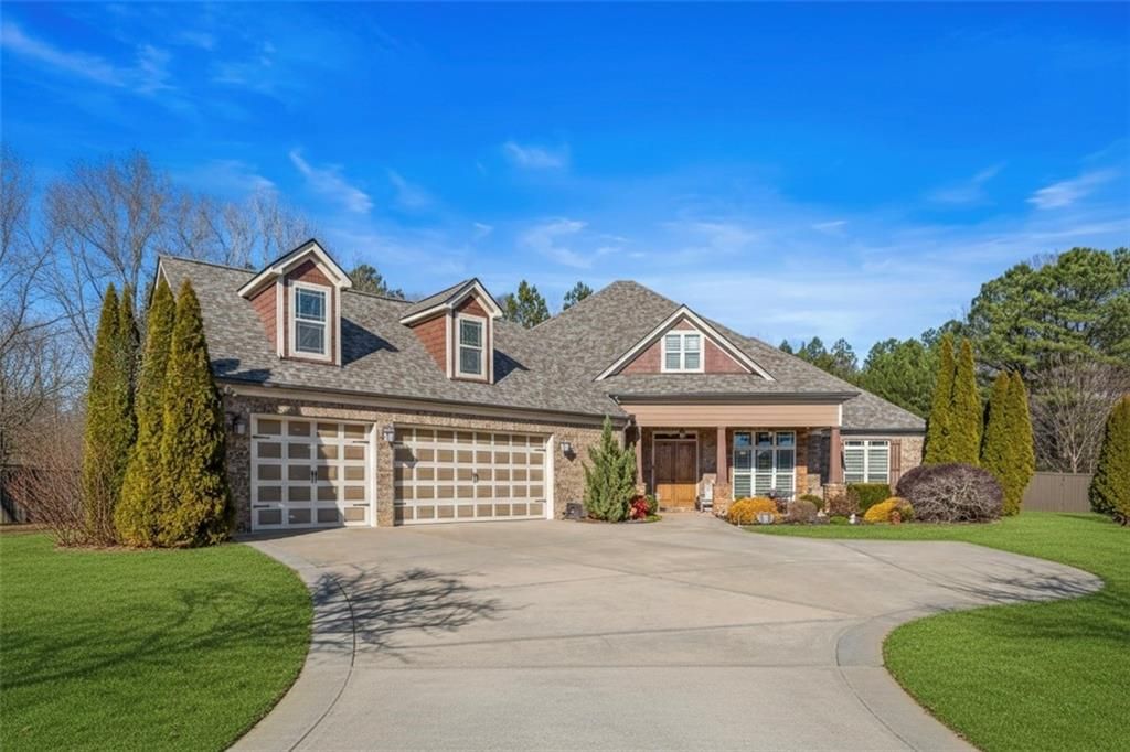 215 Berry Hill Lane, Tyrone, GA 30290