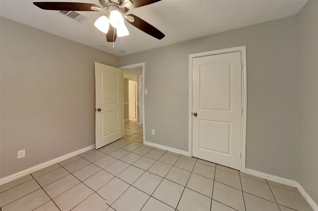 18106 Navajo Trail Drive, Spring, TX 77388