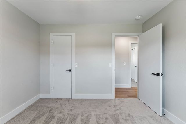 205 Big Tree Drive, Bentonville, AR 72712