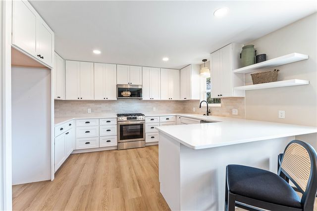 205 Big Tree Drive, Bentonville, AR 72712