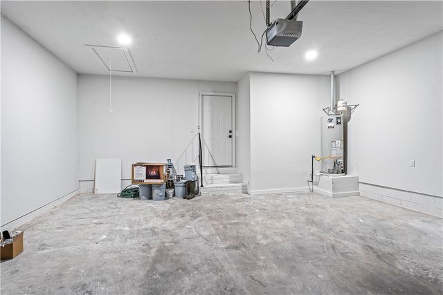 205 Big Tree Drive, Bentonville, AR 72712