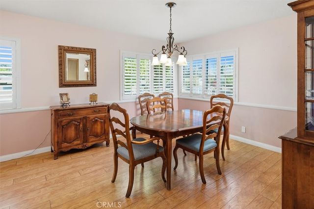 25085 Highspring, Newhall, CA 91321