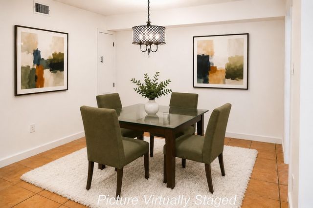 2744 Briarhurst Drive 31, Houston, TX 77057