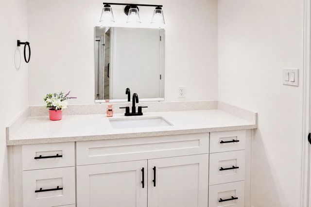 2744 Briarhurst Drive 31, Houston, TX 77057