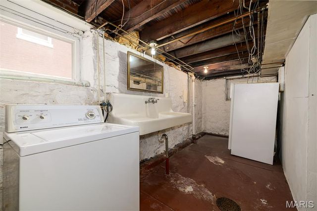 4932 Lisette Avenue, St Louis, MO 63109