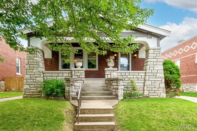 4932 Lisette Avenue, St Louis, MO 63109