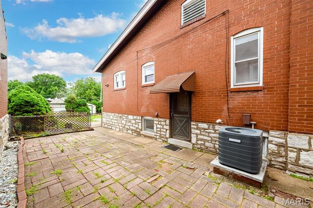4932 Lisette Avenue, St Louis, MO 63109