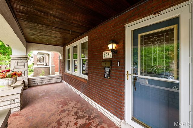 4932 Lisette Avenue, St Louis, MO 63109
