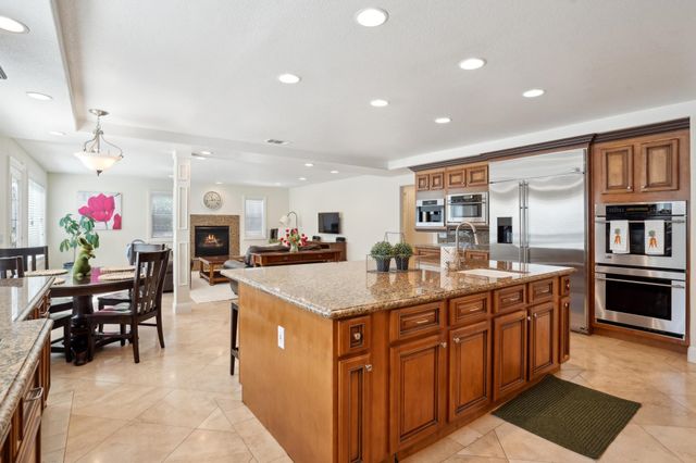 367 Mt Washington Way, Clayton, CA 94517
