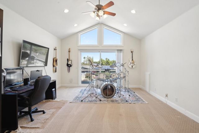 367 Mt Washington Way, Clayton, CA 94517