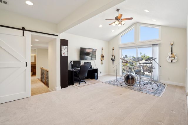 367 Mt Washington Way, Clayton, CA 94517