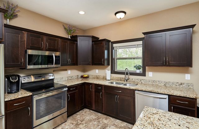 4533 NW 167th Street, Clive, IA 50325