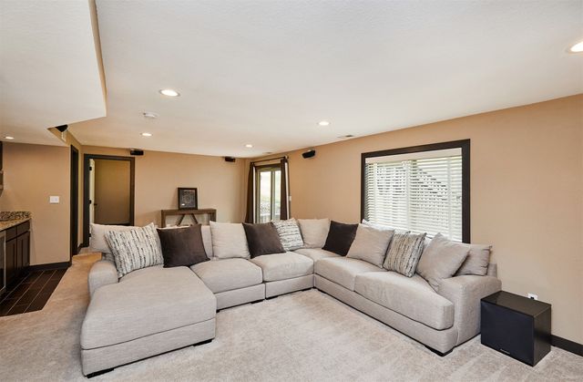 4533 NW 167th Street, Clive, IA 50325