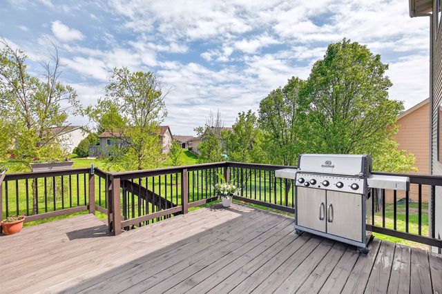 4533 NW 167th Street, Clive, IA 50325