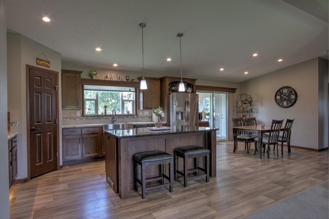 10072 Benjamin Drive, Pine City, MN 55063
