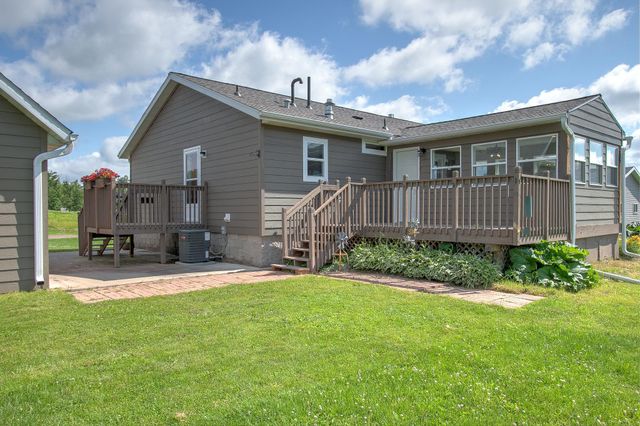 10072 Benjamin Drive, Pine City, MN 55063