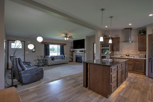 10072 Benjamin Drive, Pine City, MN 55063