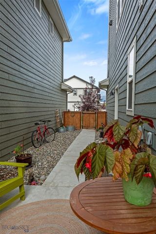 1020 Butler Creek Ave, Belgrade, MT 59714