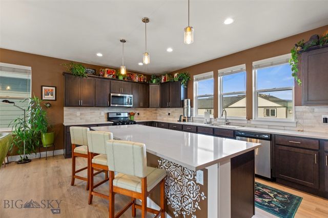 1020 Butler Creek Ave, Belgrade, MT 59714