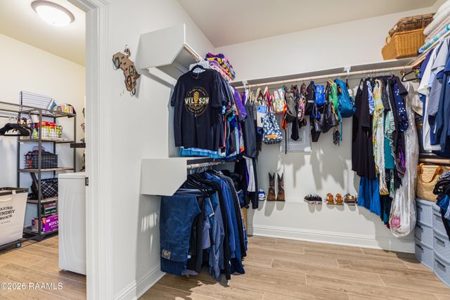 223 Preston Rose Lane, Youngsville, LA 70592