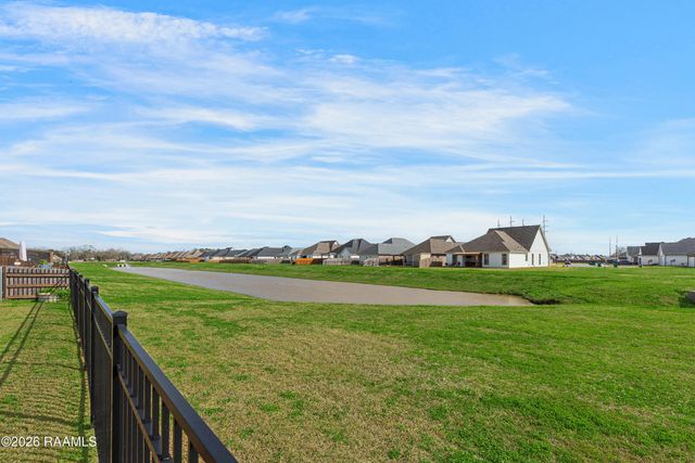 223 Preston Rose Lane, Youngsville, LA 70592