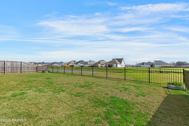 223 Preston Rose Lane, Youngsville, LA 70592