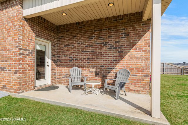 223 Preston Rose Lane, Youngsville, LA 70592