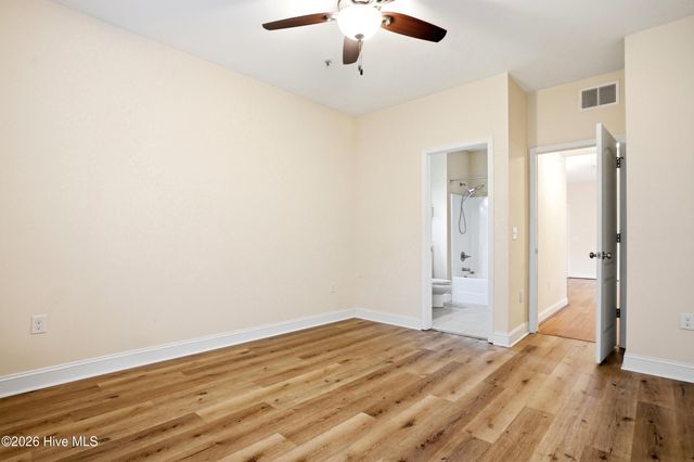 123 Covil Avenue 203, Wilmington, NC 28403
