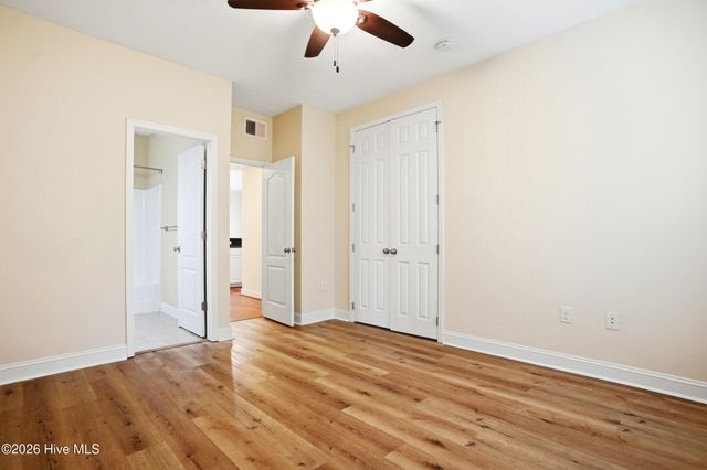 123 Covil Avenue 203, Wilmington, NC 28403