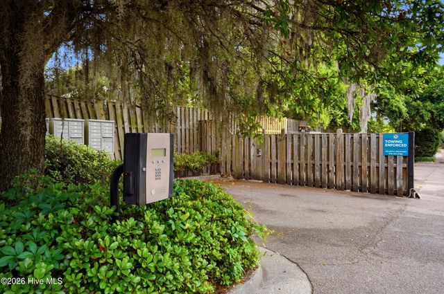 123 Covil Avenue 203, Wilmington, NC 28403